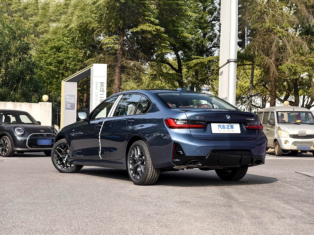 BMW 3 330i xDrive
