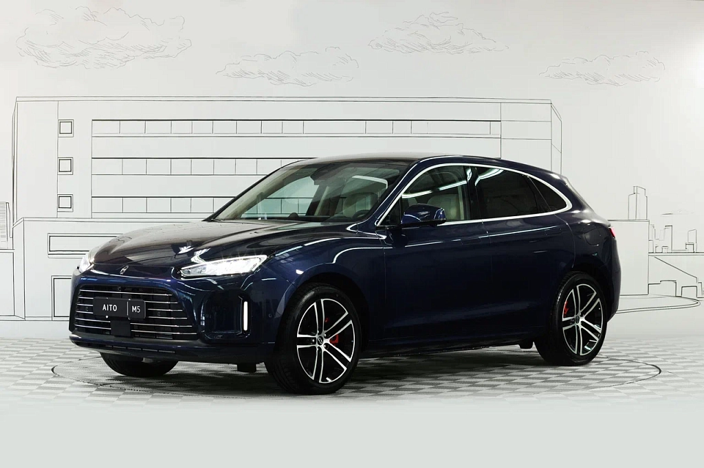 AITO M5