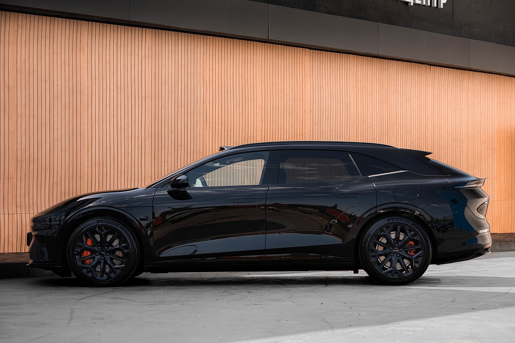Zeekr 007 GT