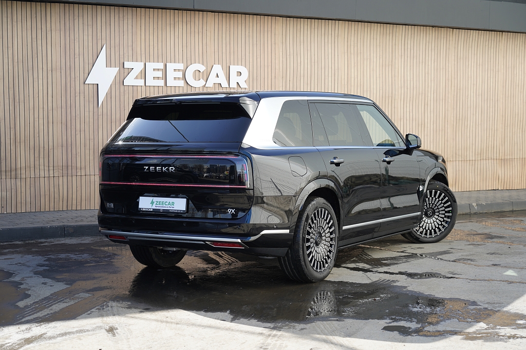 Zeekr 9X Ultra