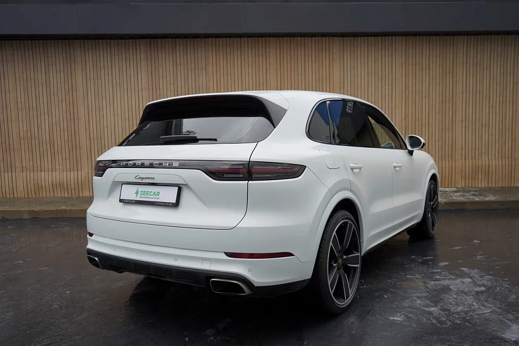 Porshe Cayenne