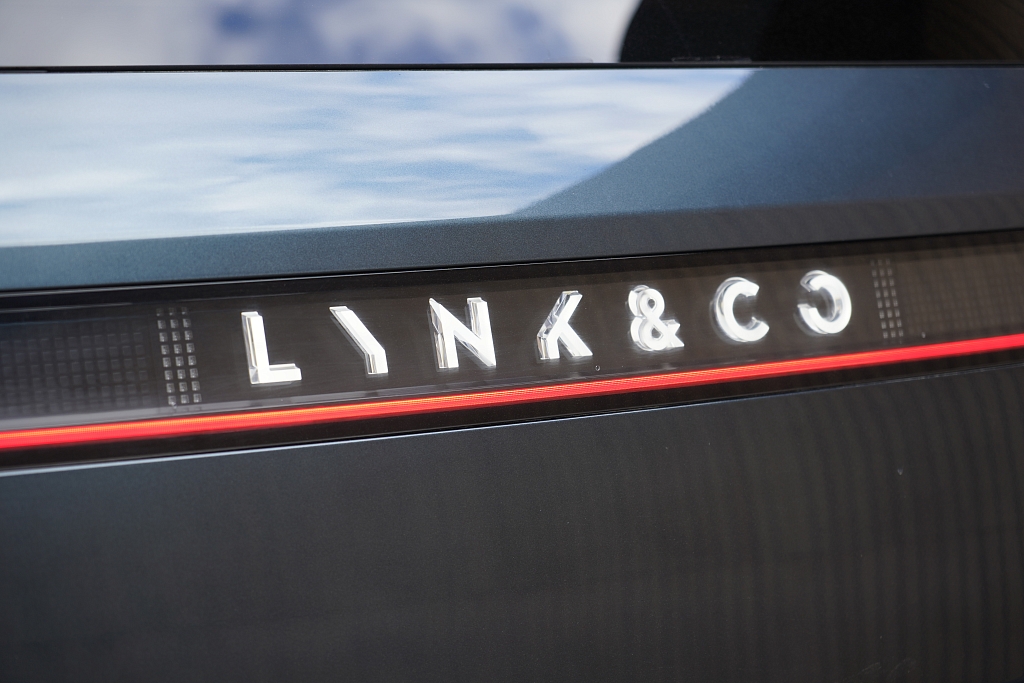 Lynk & Co 900