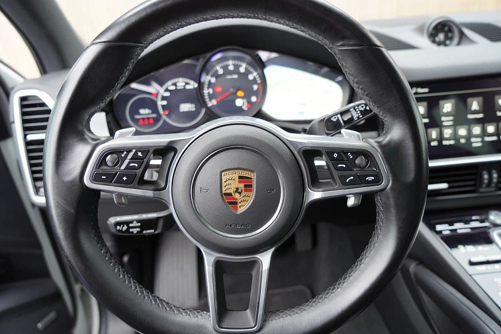 Porshe Cayenne