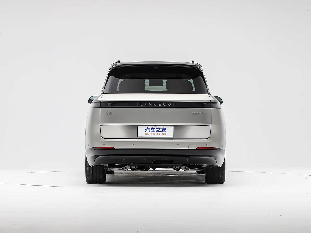Lynk & Co 900 2.0 AT