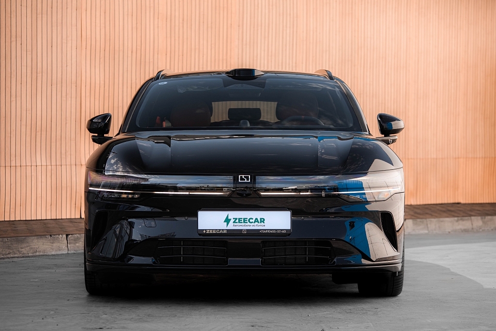 Zeekr 007 GT
