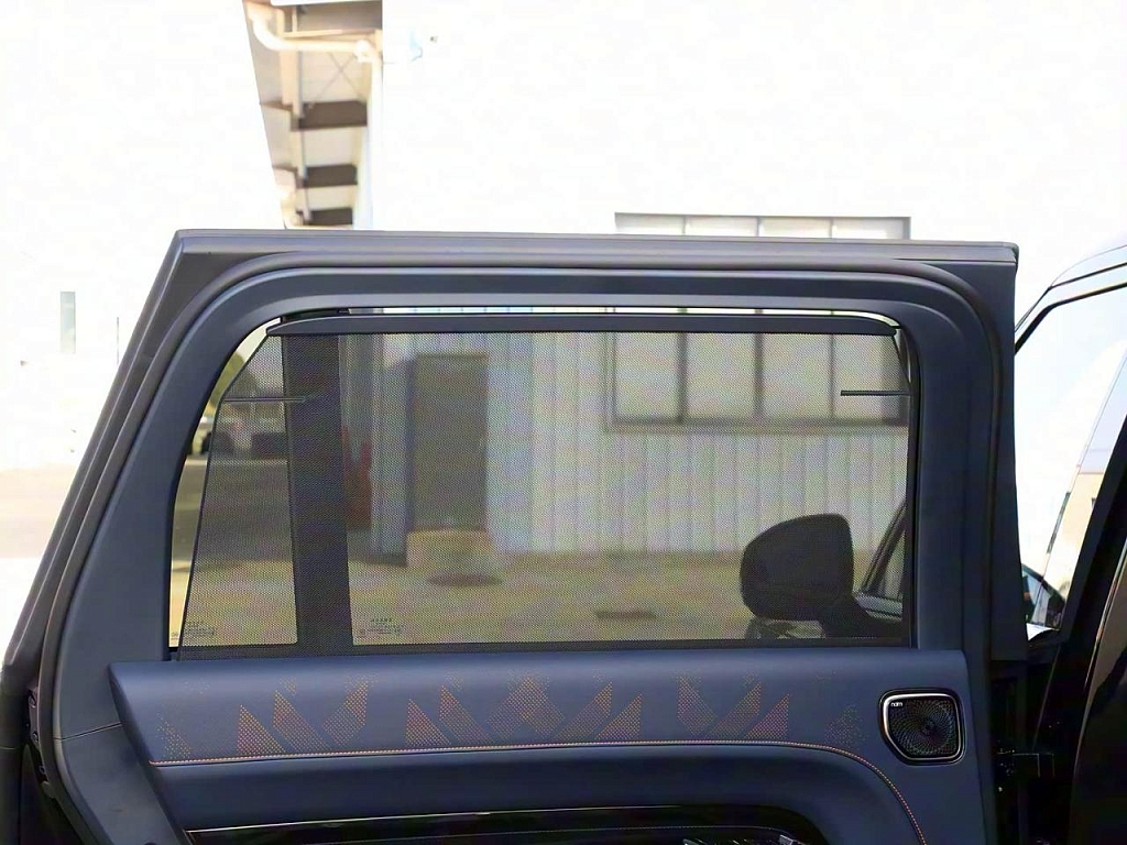 Zeekr 9X Black Warrior