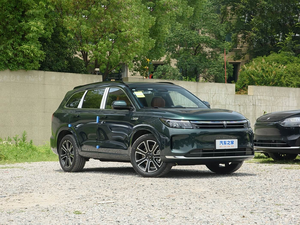 AITO M7 MAX