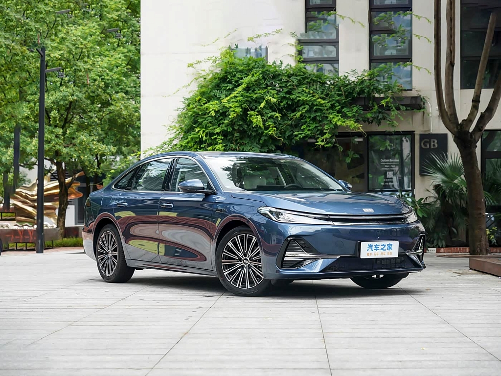 GEELY Galaxy A7