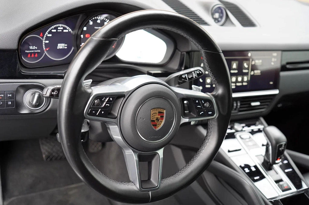 Porshe Cayenne