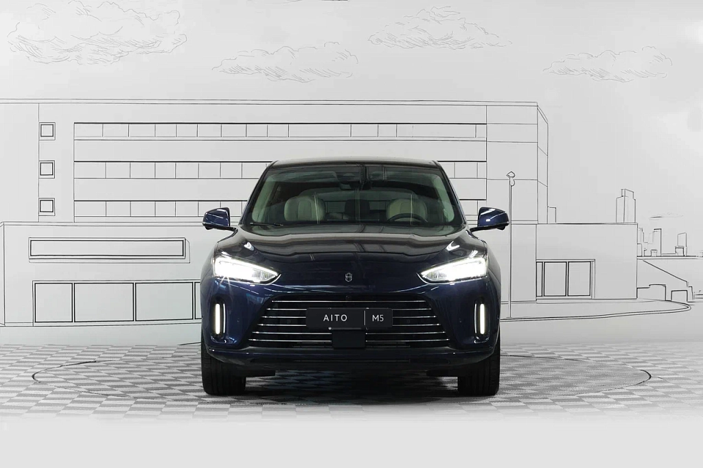 AITO M5