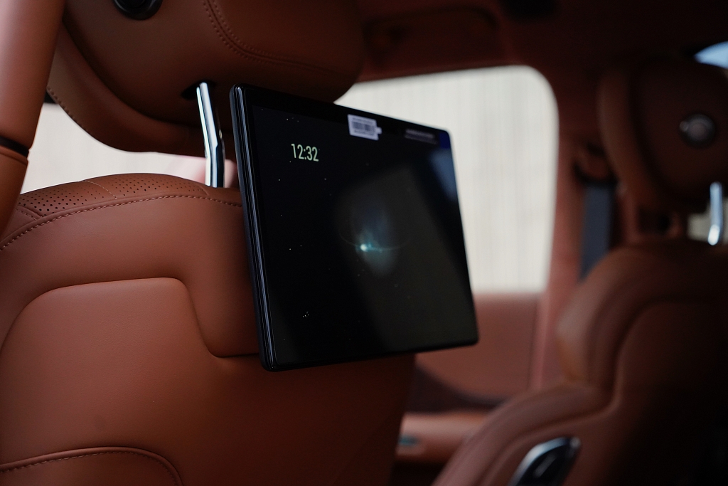 BYD Yangwang U8