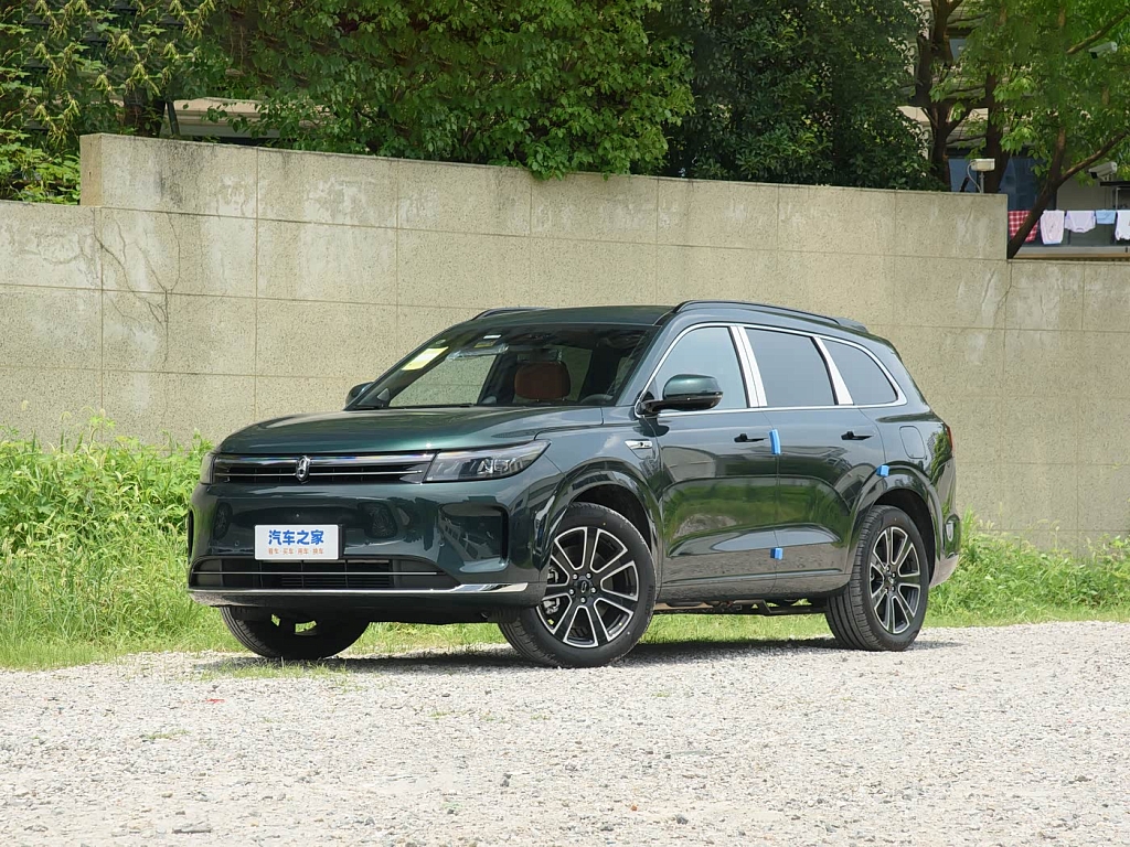 AITO M7 MAX