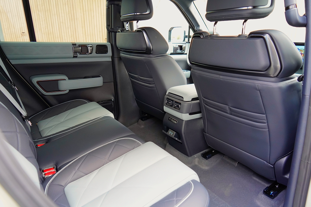 BYD Leopard 5