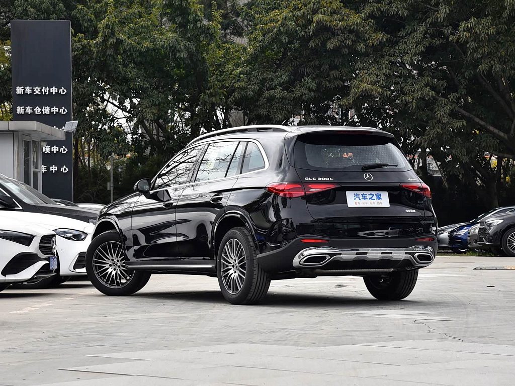 Mercedes-Benz GLC 300 L