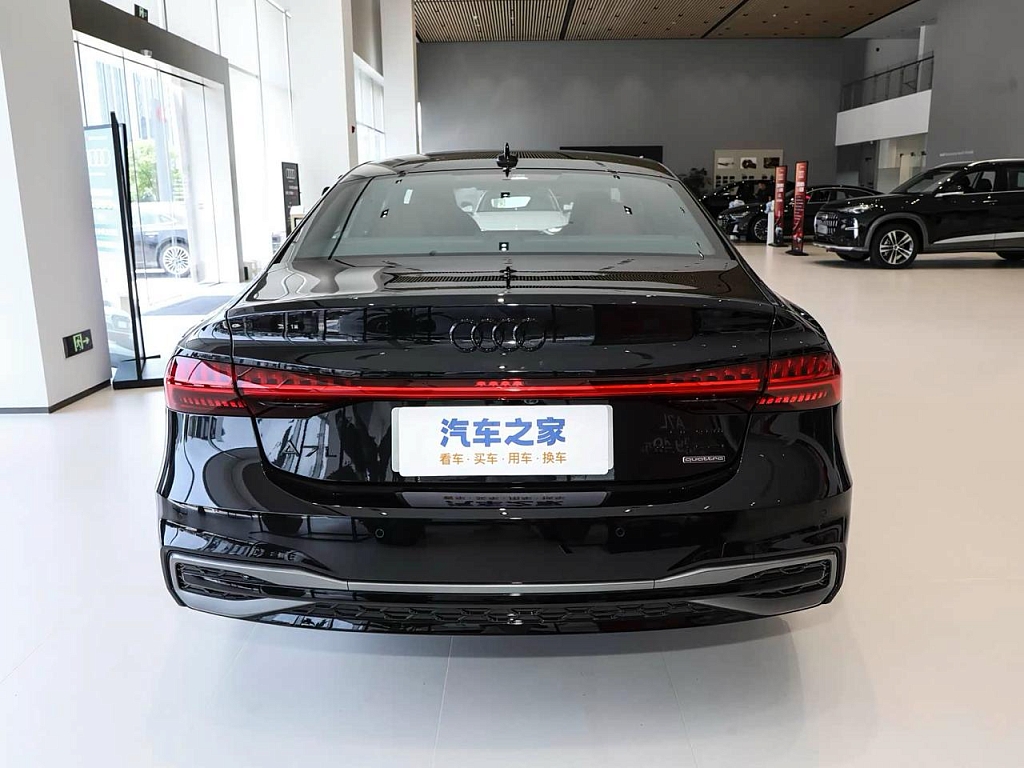 Audi A7L