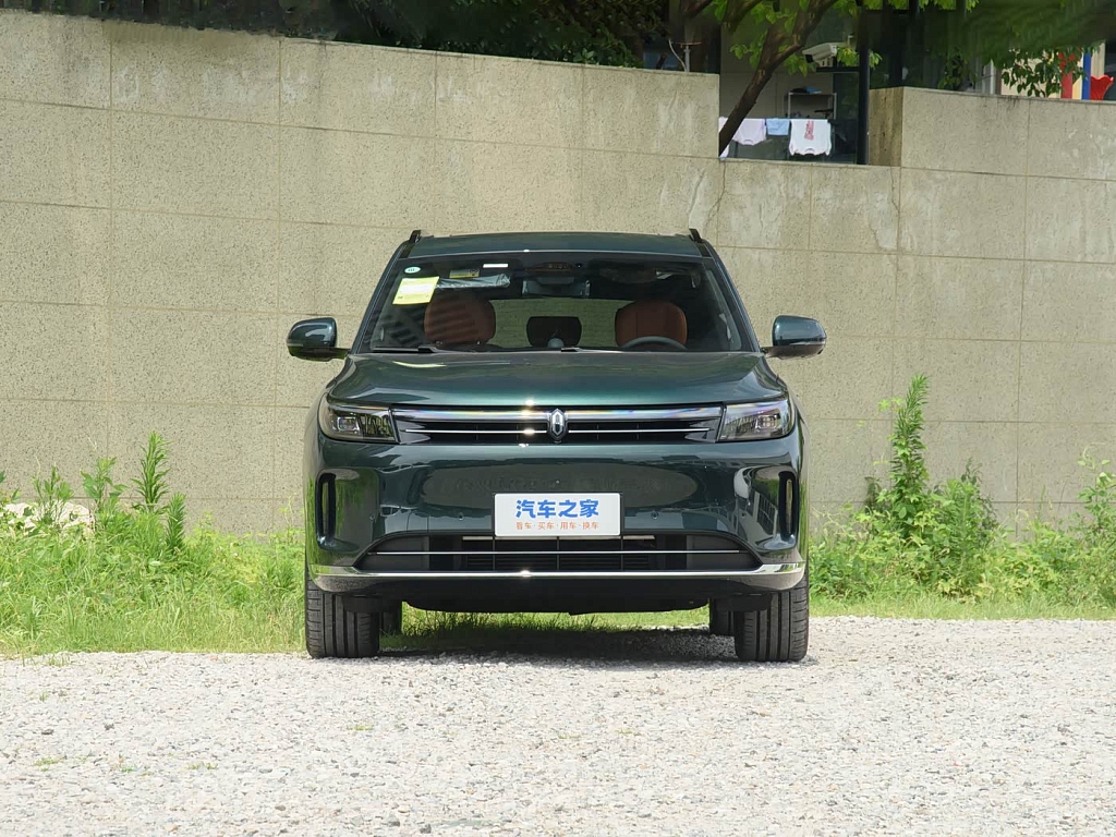 AITO M7 MAX