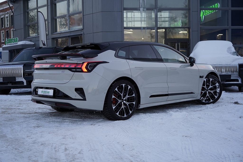 Zeekr 001 Ultra+