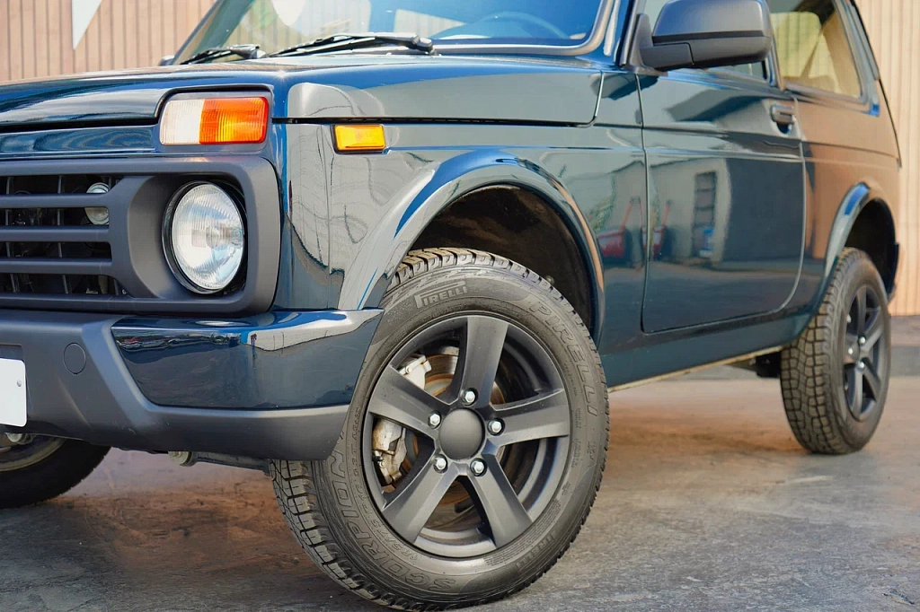 NIVA LEGEND