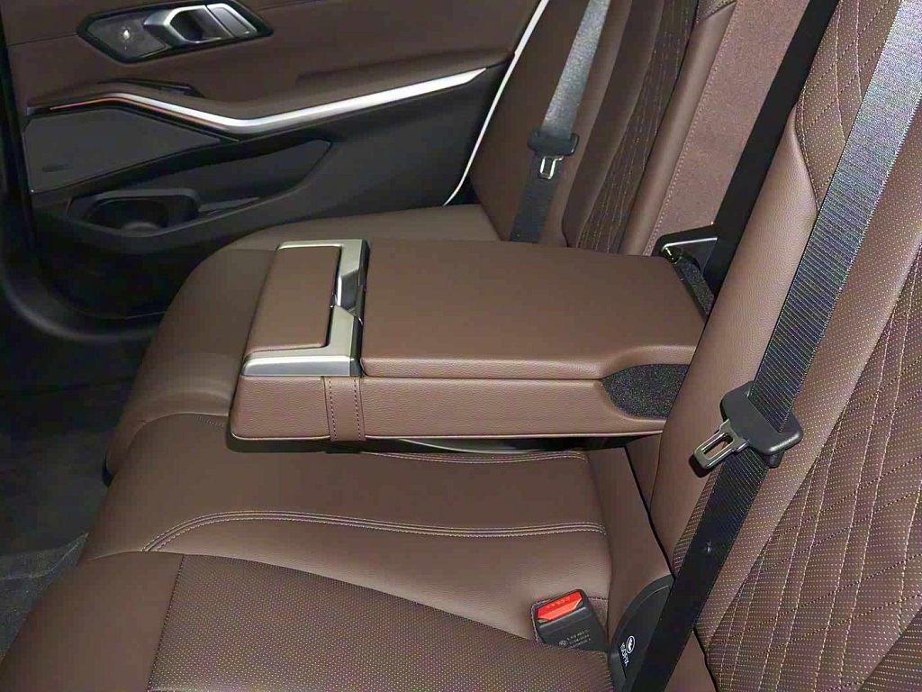 BMW 3 330i xDrive